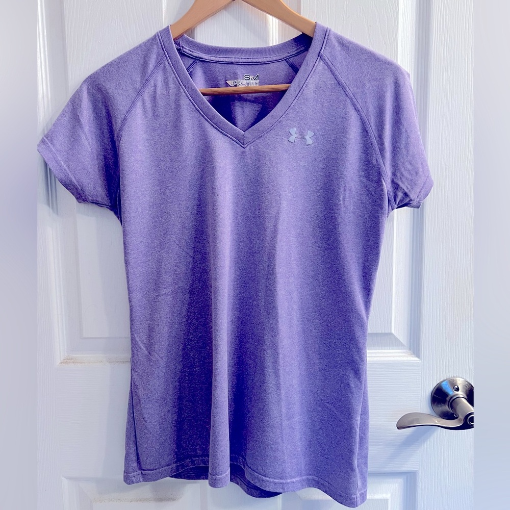 Under Armour semi fitted heat gear tshirt